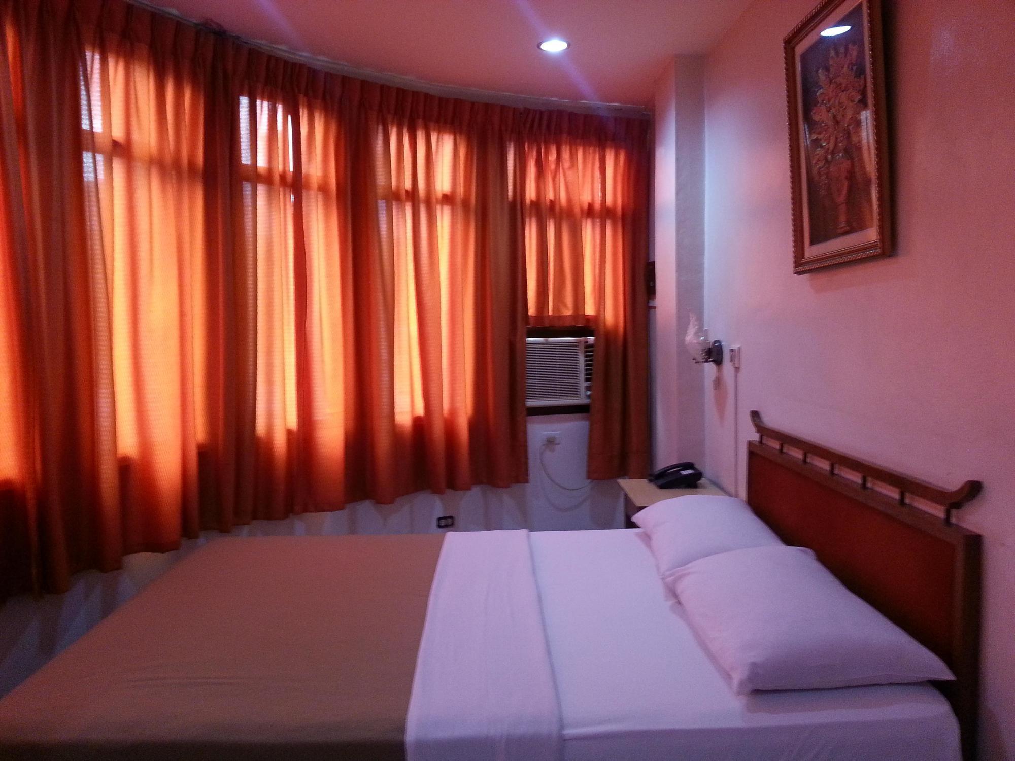 Best Fortune Hotel At Chinatown Manila Esterno foto